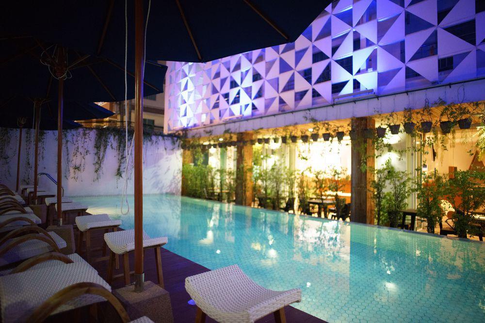 The Core Gallery Hotel Chiang Mai Bagian luar foto